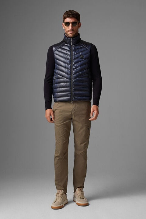 Lasse lightweight down vest in Dark blue - 4