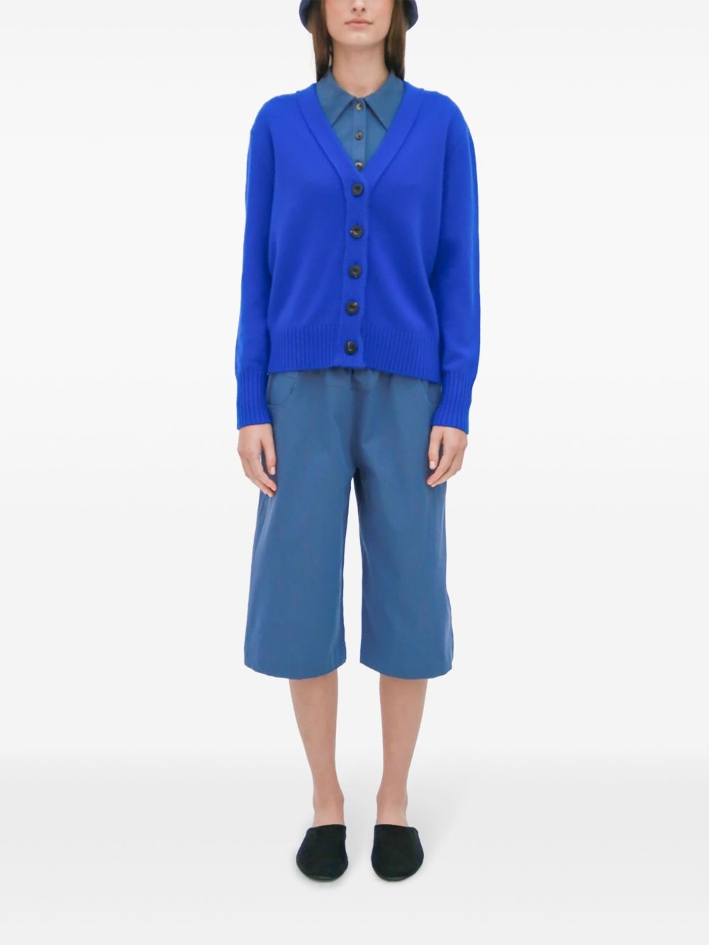 V-neck cardigan - 3