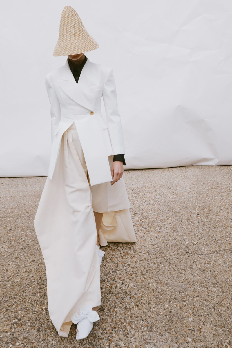 ASYMMETRIC VOLUME-CONTRAST JACKET WHITE 3