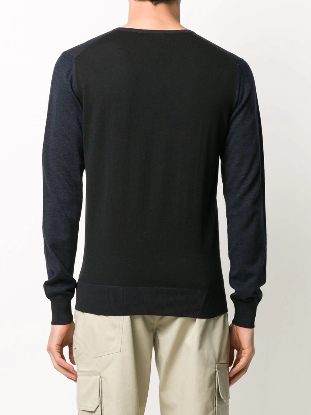 V-neck jumper - 4