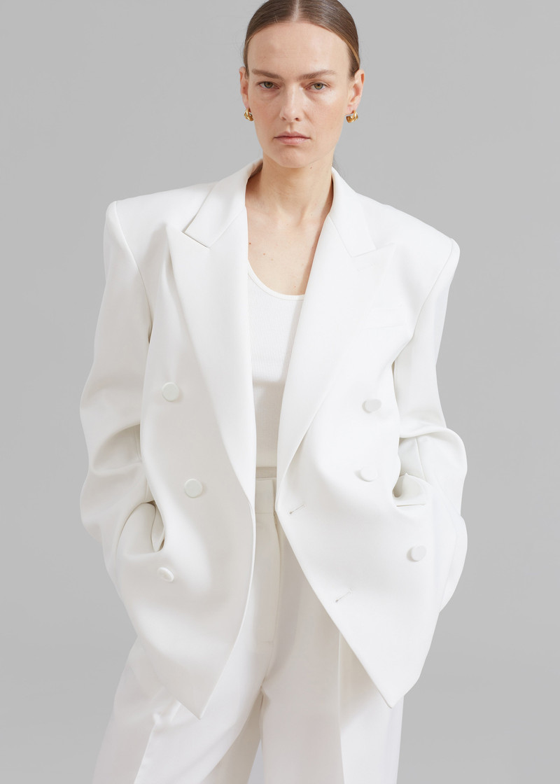 Zia Covered Buttons Blazer - White 5