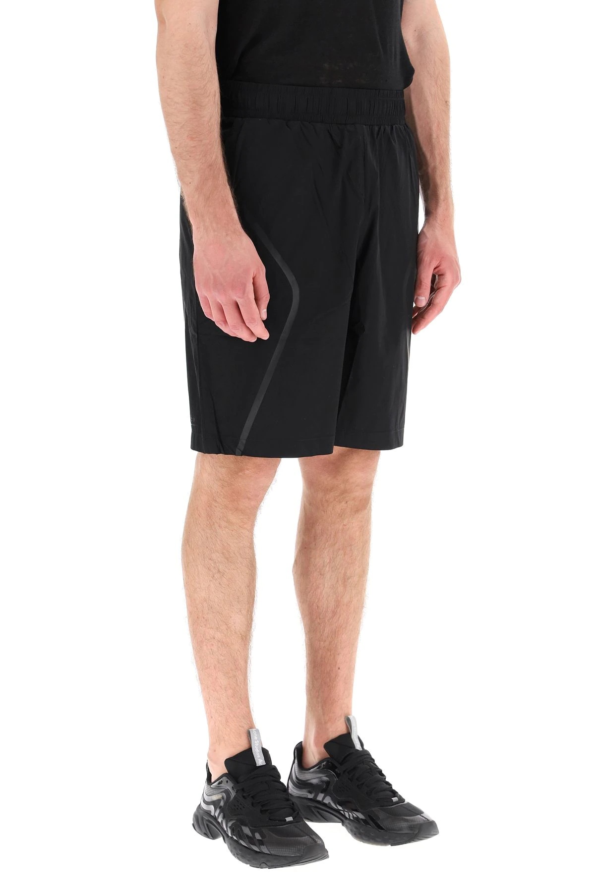 SHORTS WITH HEAT-SEALED BANDS - 3