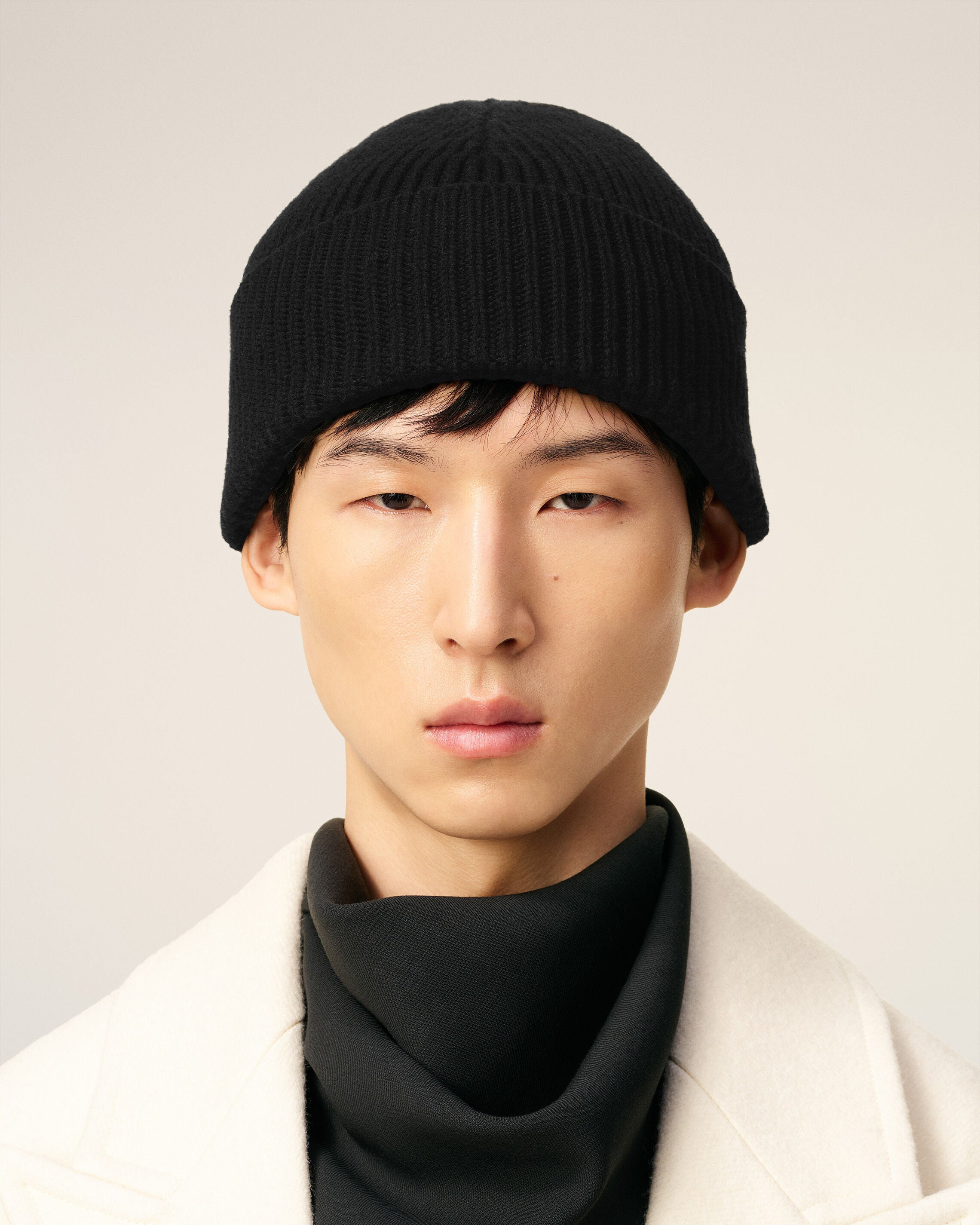 BLACK WOOL AMI DE COEUR BEANIE - 2