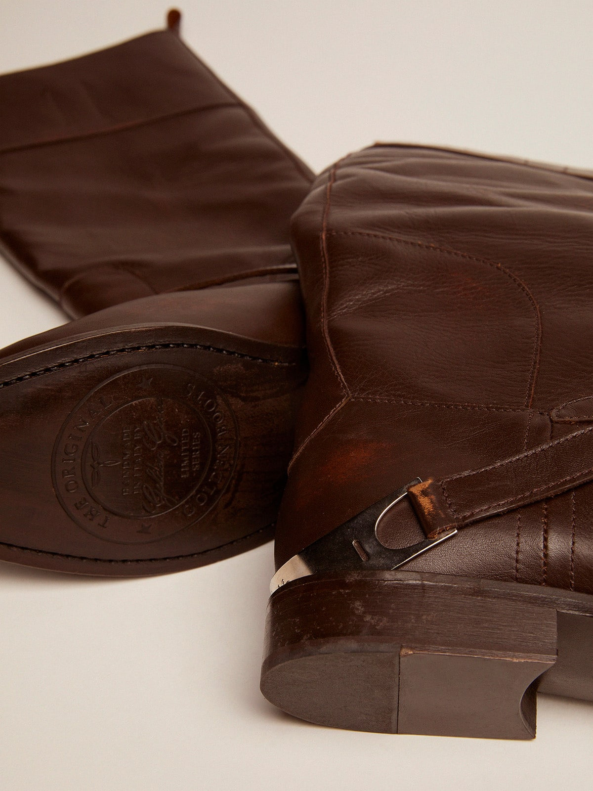 Women's Charlie boots in dark brown leather and clamp on the heel - 4