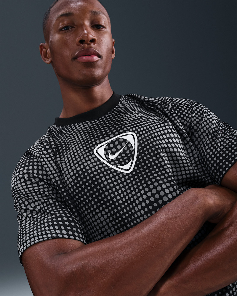 Nike Academy+ Men's Dri-FIT Short-Sleeve Soccer Top 3