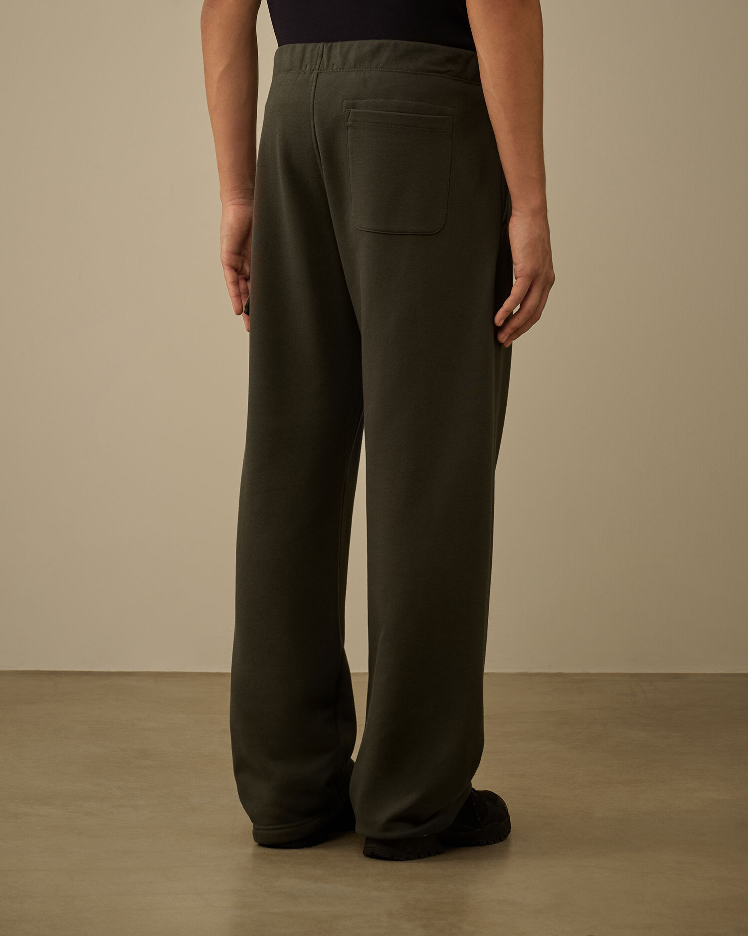 Diagonal Raised Fleece Cargo Lens Sweatpants - 4