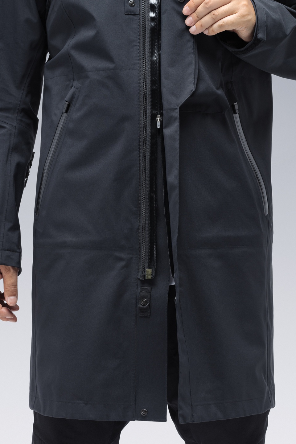 J1L-GT 3L Gore-Tex® Pro Interops Jacket Black - 25