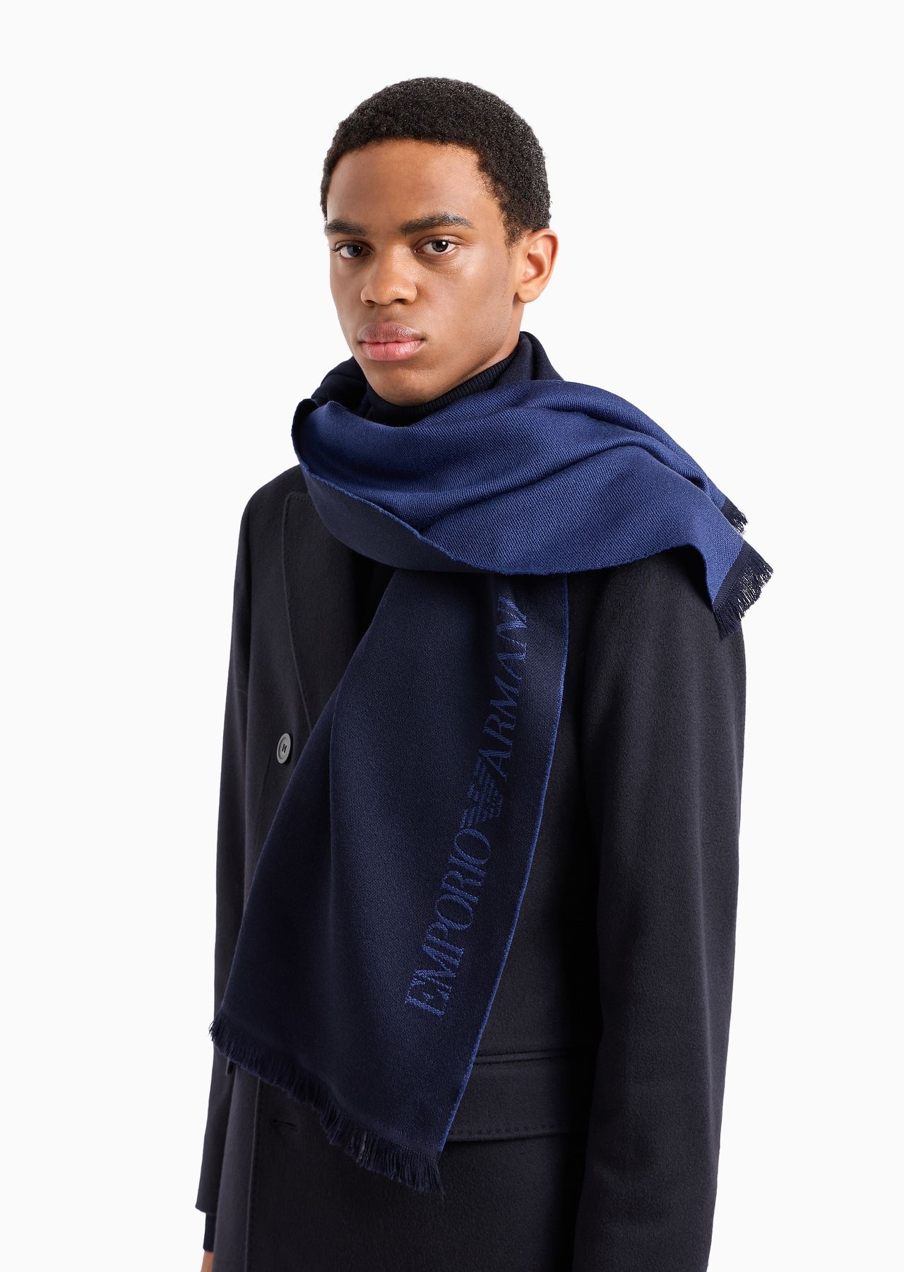 Wool scarf with jacquard logo lettering - 3