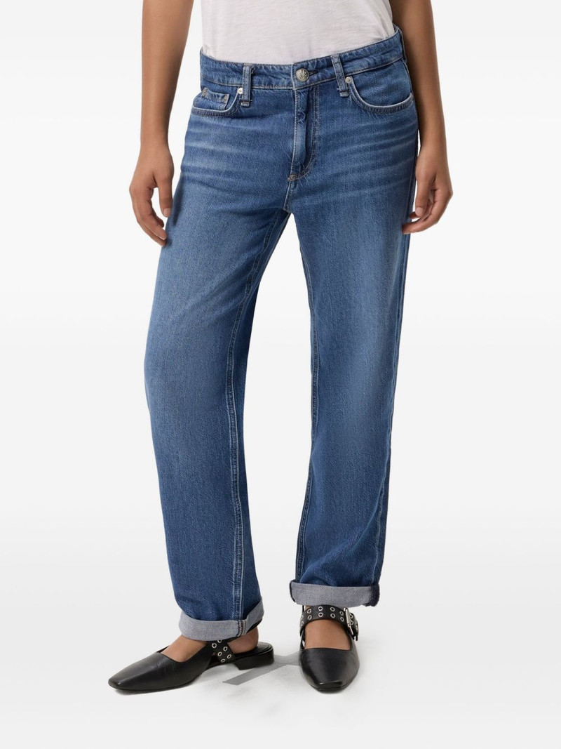 low-rise jeans 3