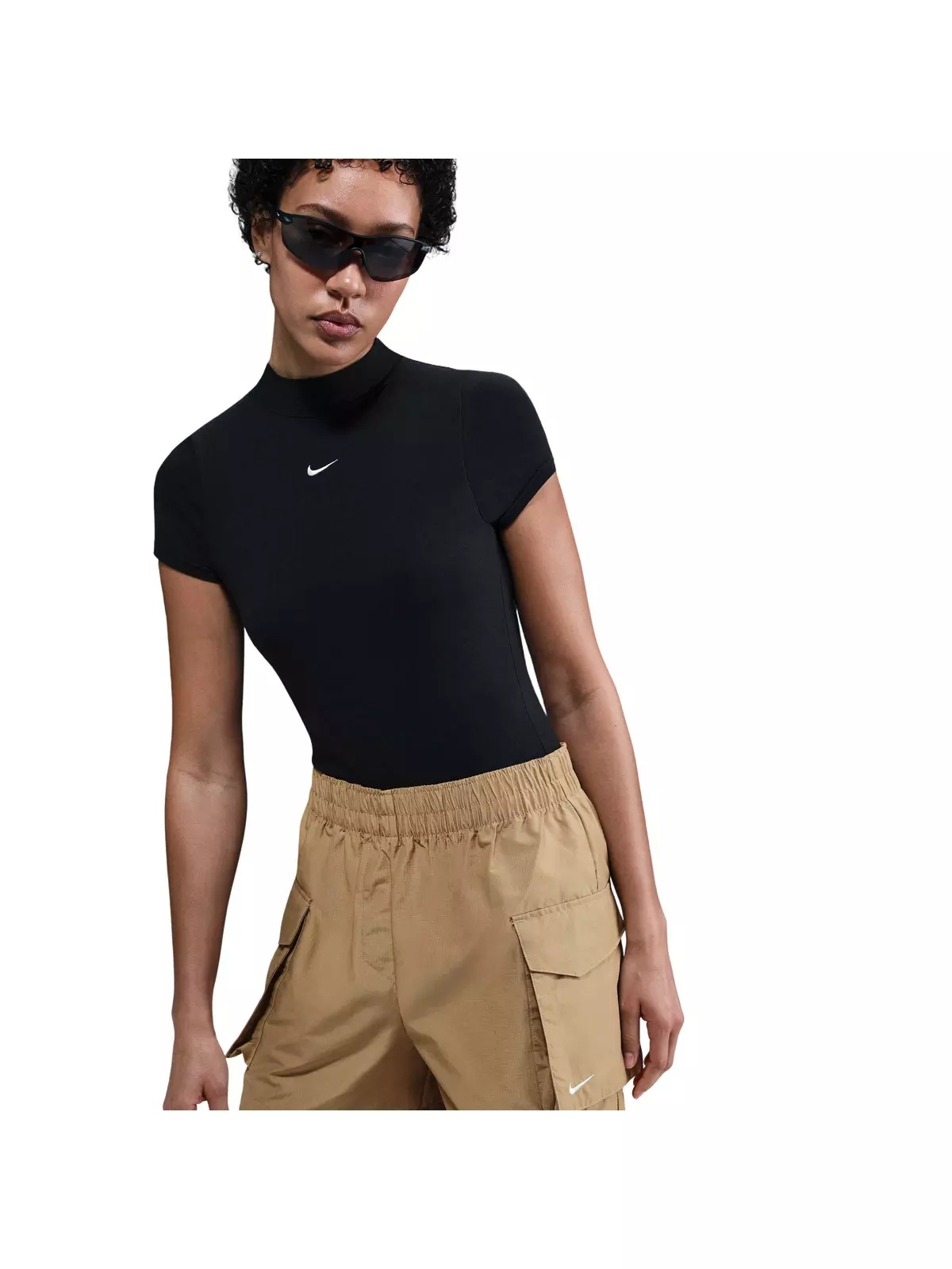 Women's Sportswear Essential Woven High-Waisted 5" Cargo Shorts - 5