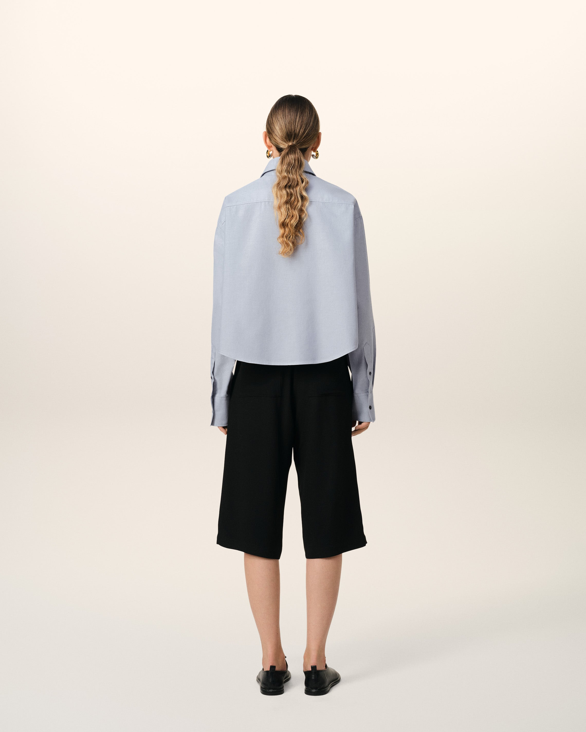 BLUE COTTON BUTTON-DOWN CROPPED OVERSIZED SHIRT - 4