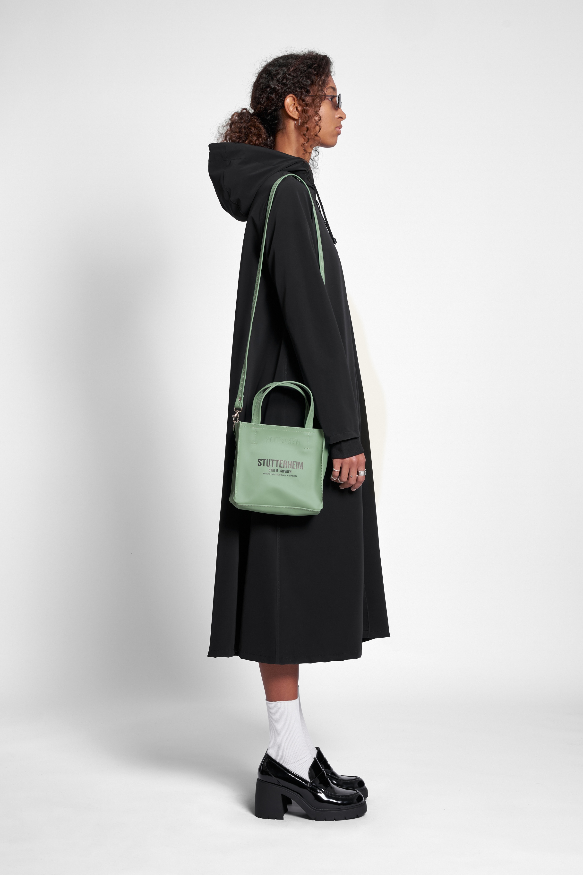 Mosebacke Long Matte Zip Raincoat Black - 3