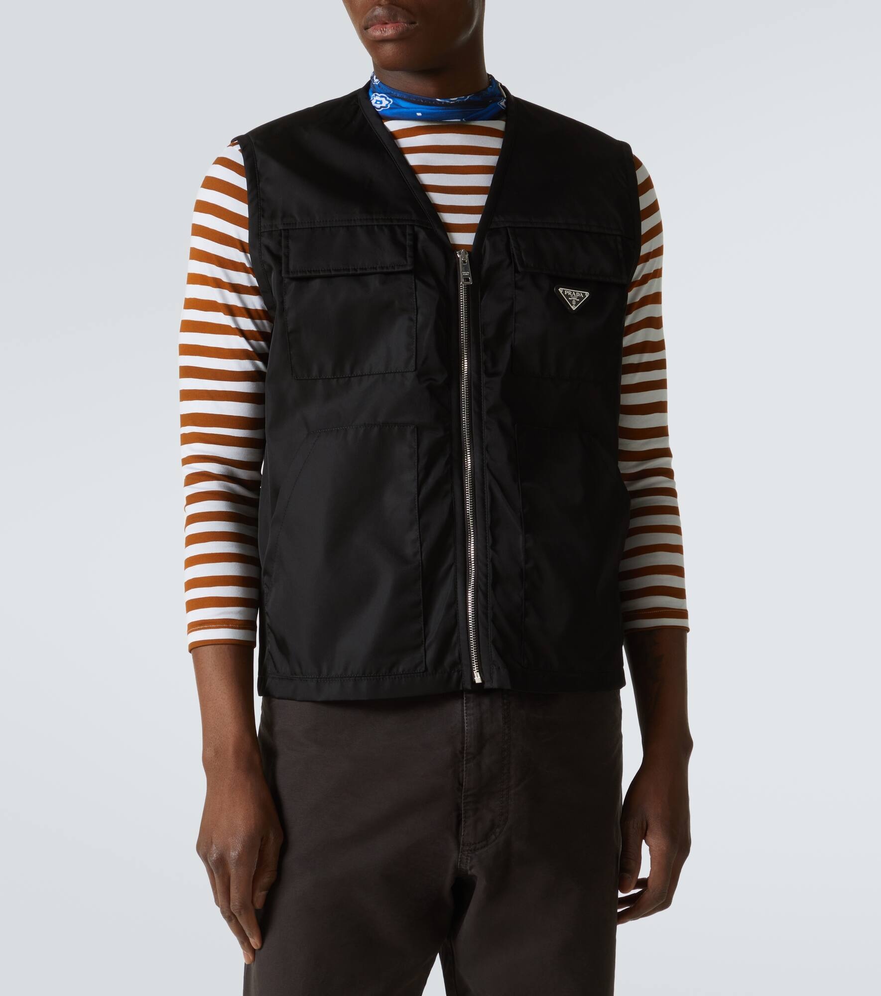 Re-Nylon V-neck vest - 3
