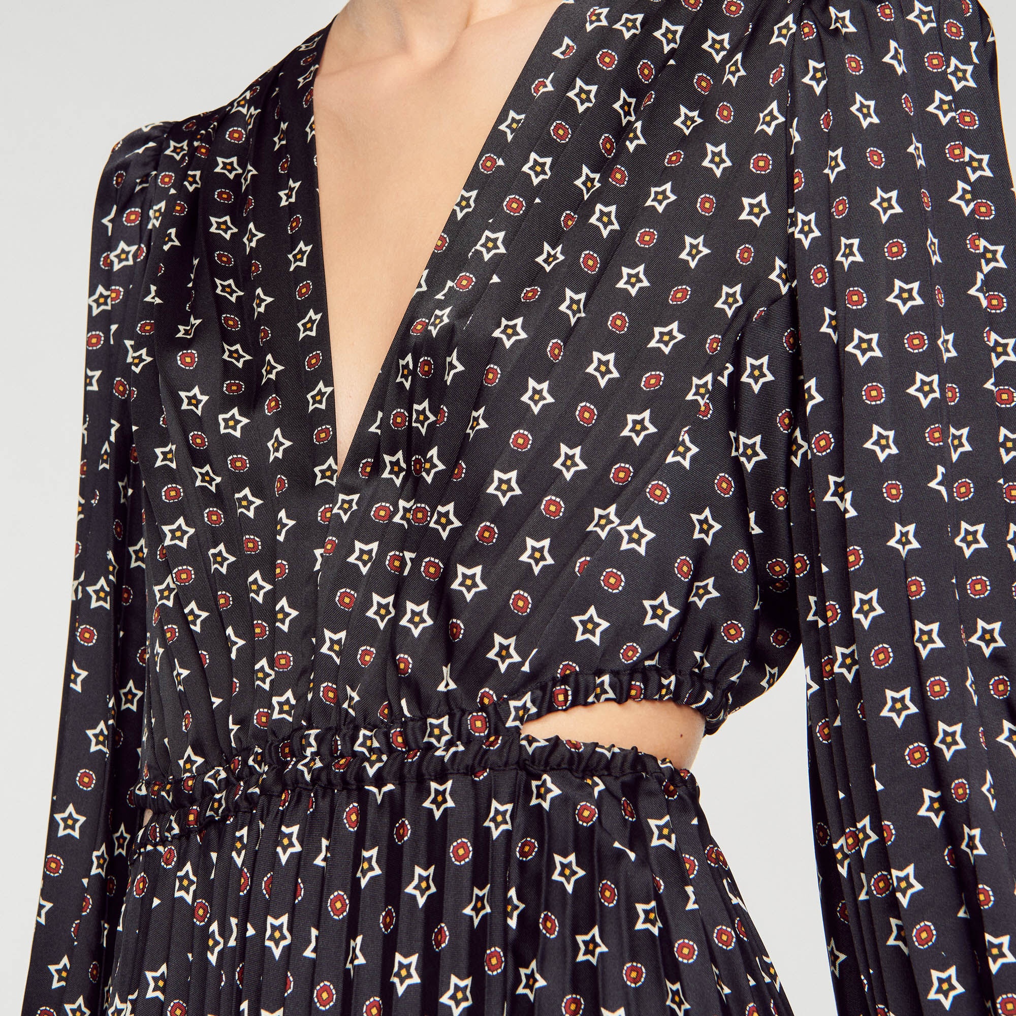 LONG PRINTED DRESS WITH PLEATS - 4