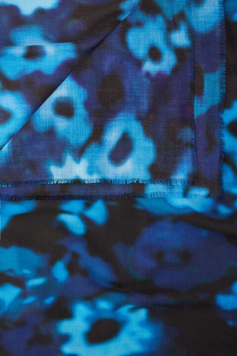 BOGNER Dua Scarf in Navy blue/Light blue outlook