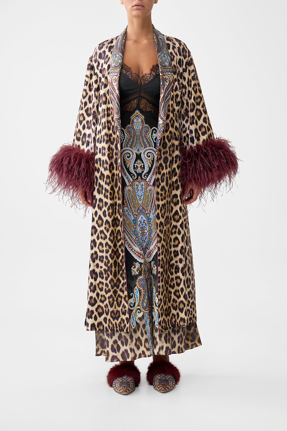 LONG ROBE WITH FLARED SLEEVE - 2