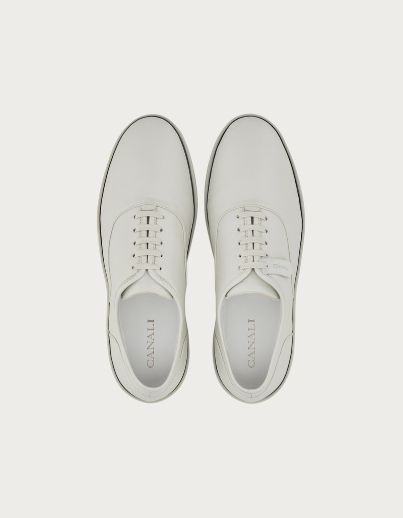 LEATHER OXFORD SHOE WITH CONTRASTING CREAM PIPING 4