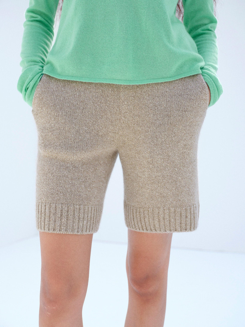 AURALEE CASHMERE SILK MELANGE KNIT SHORTS outlook