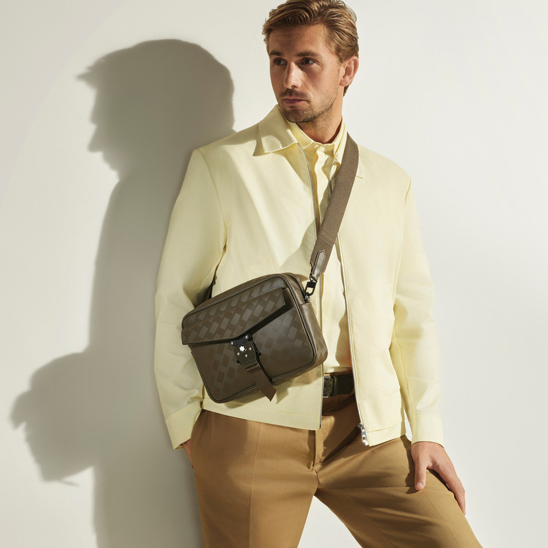 Montblanc M-LOCK MESSENGER BAG outlook