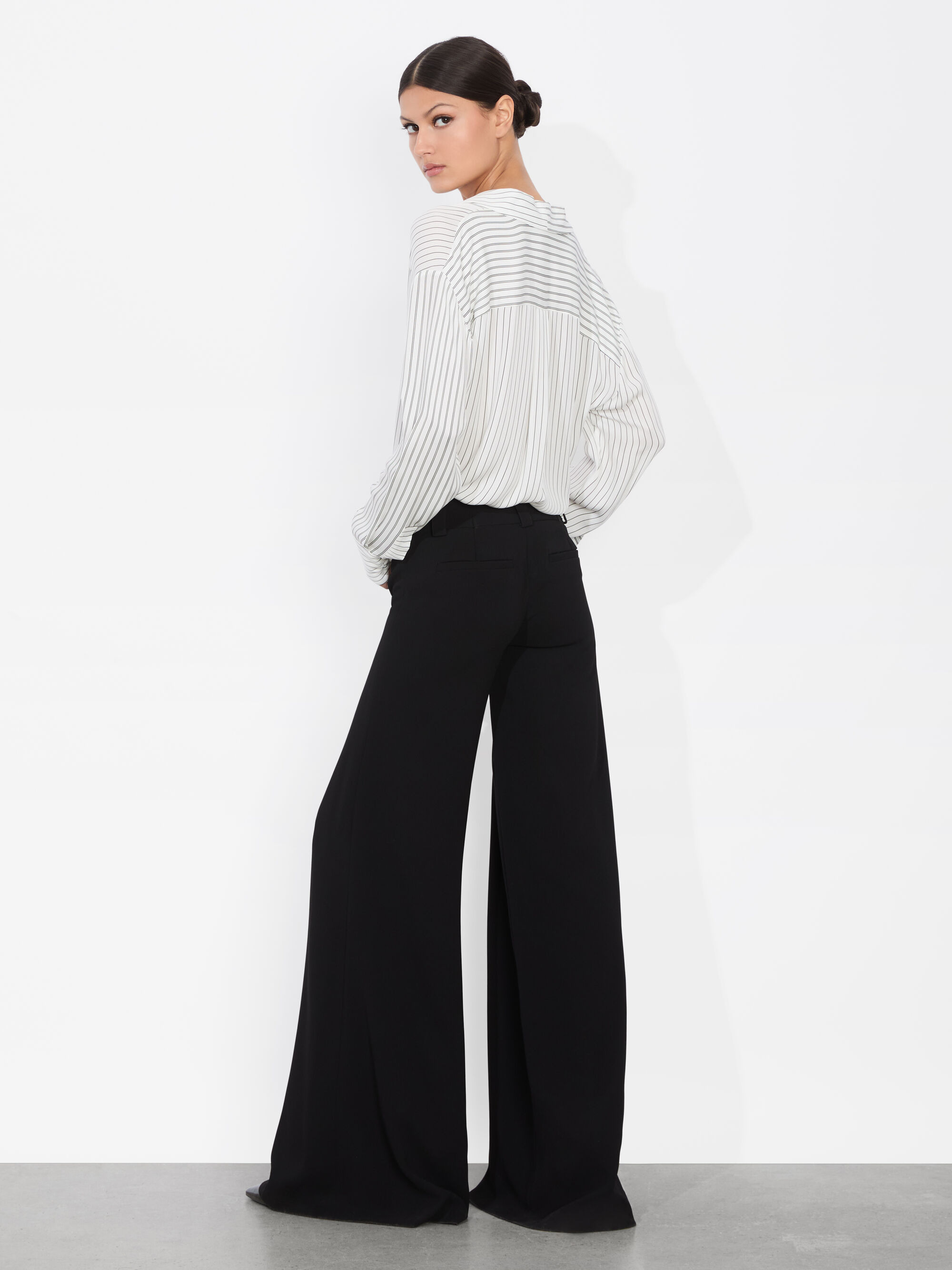 DIMITRA OVERSIZED BUTTON DOWN - 4