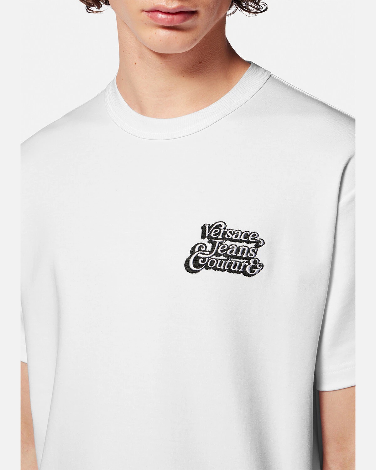 Embroidered Logo T-Shirt - 3