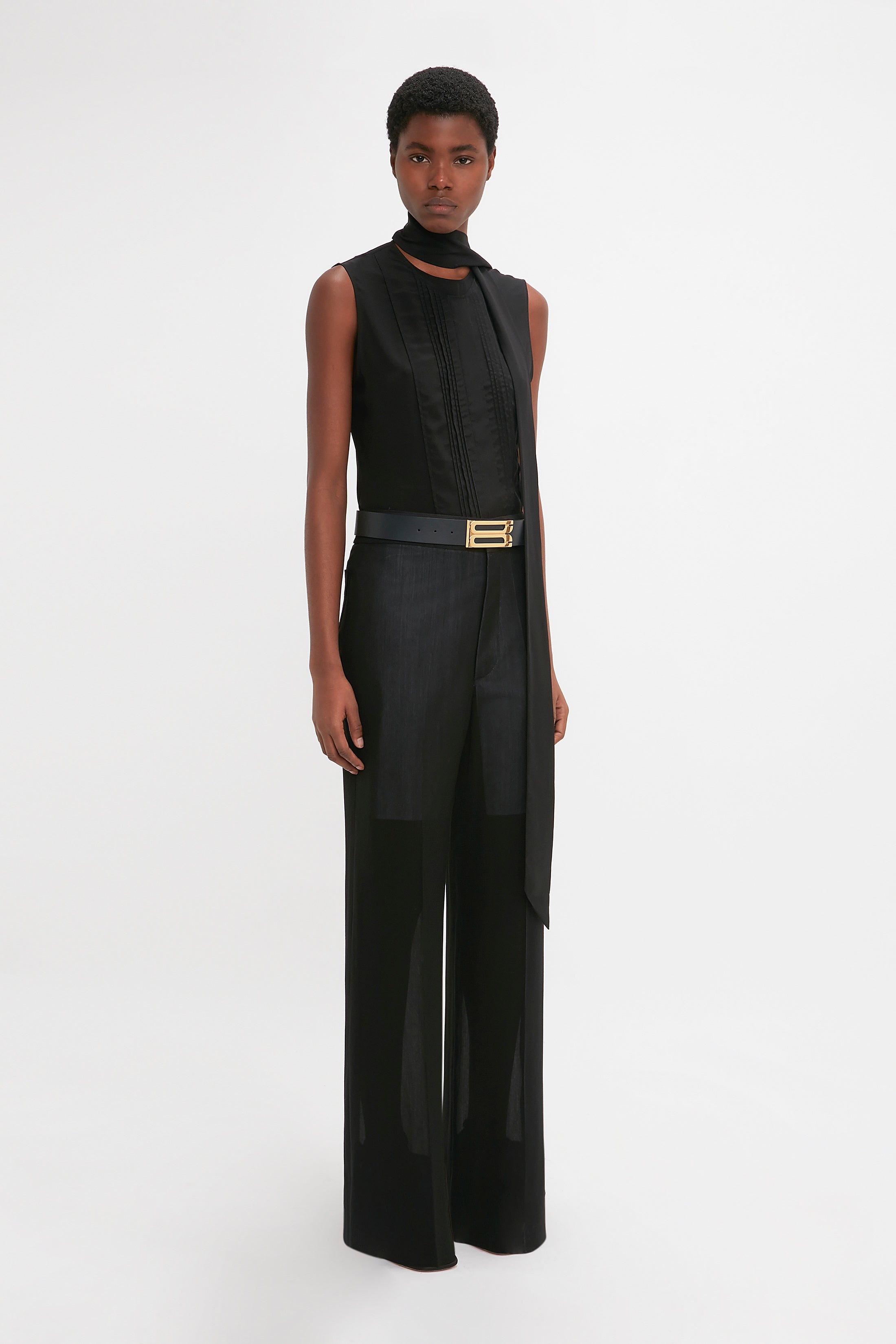 Sleeveless Tie Neck Top In Black - 3