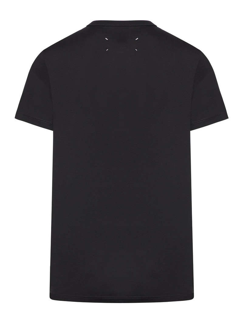 Maison Margiela T-SHIRT WITH CONTRASTING WHITE EMBROIDERED LOGO outlook