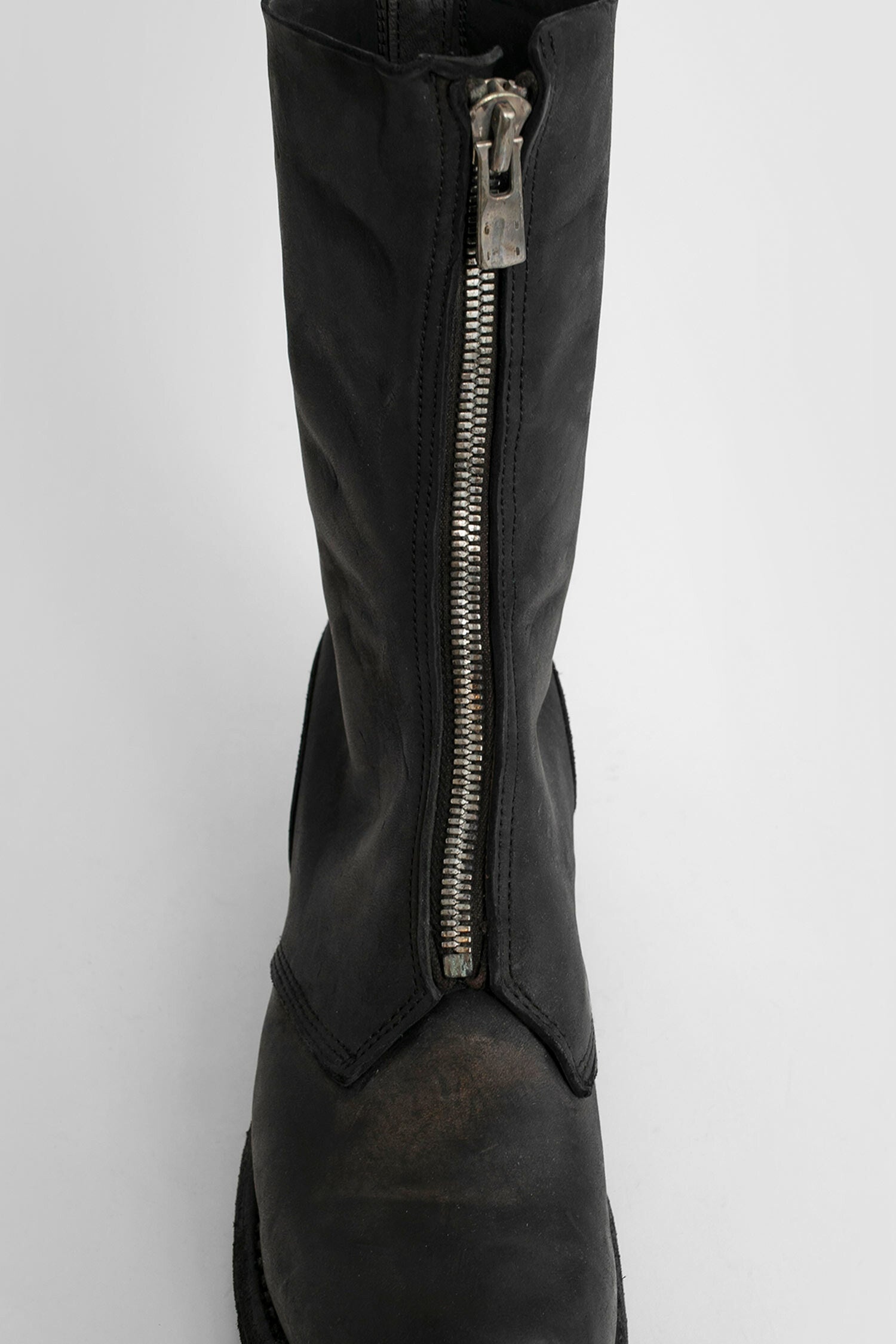 Black-Smooth-Horse-Front-Zip-Boots - 5