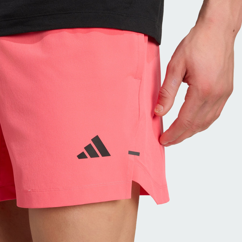 D4T ESSENTIALS SHORTS 6