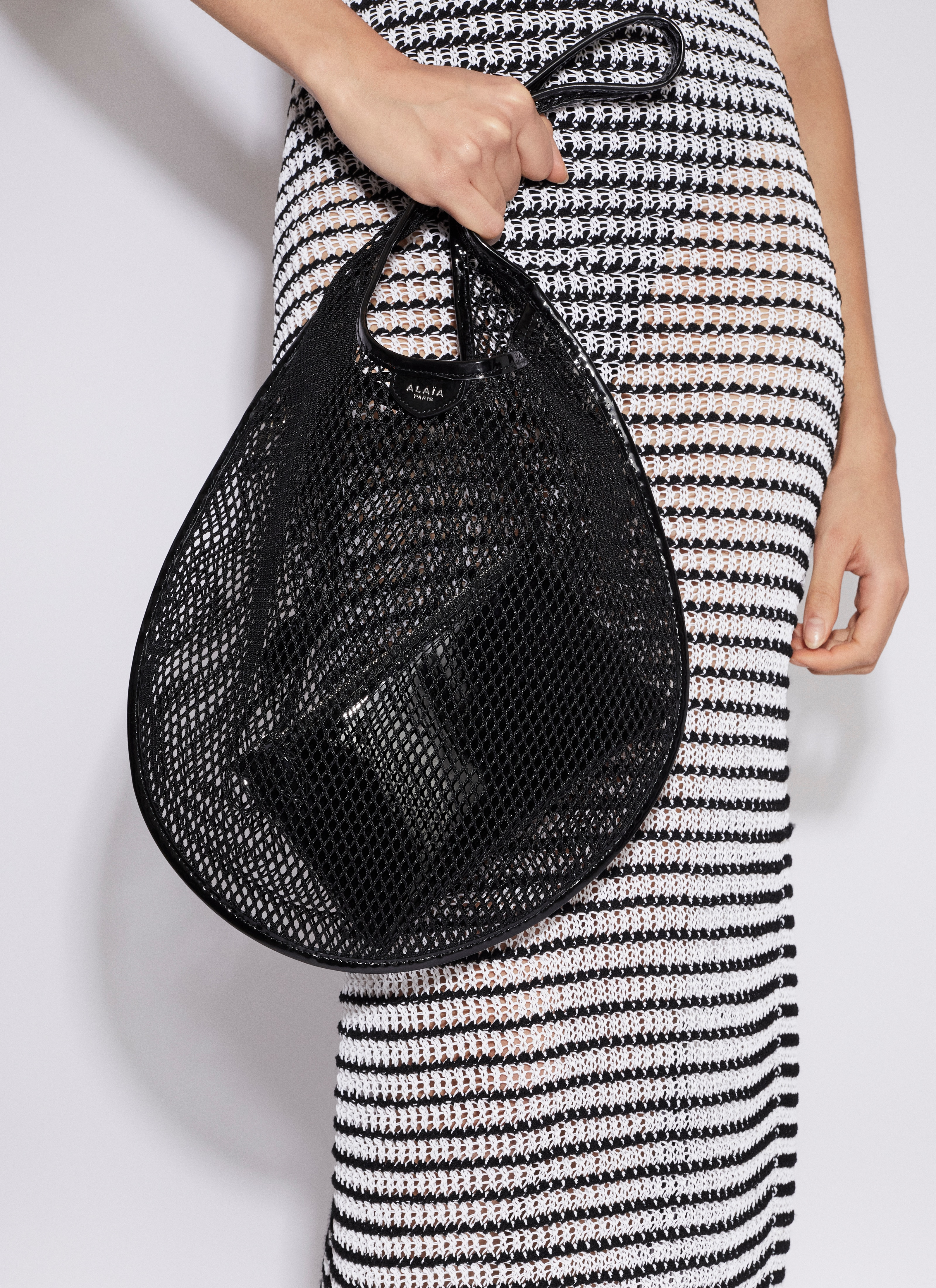 ONE PIECE MEDIUM BAG IN LEATHER - 2