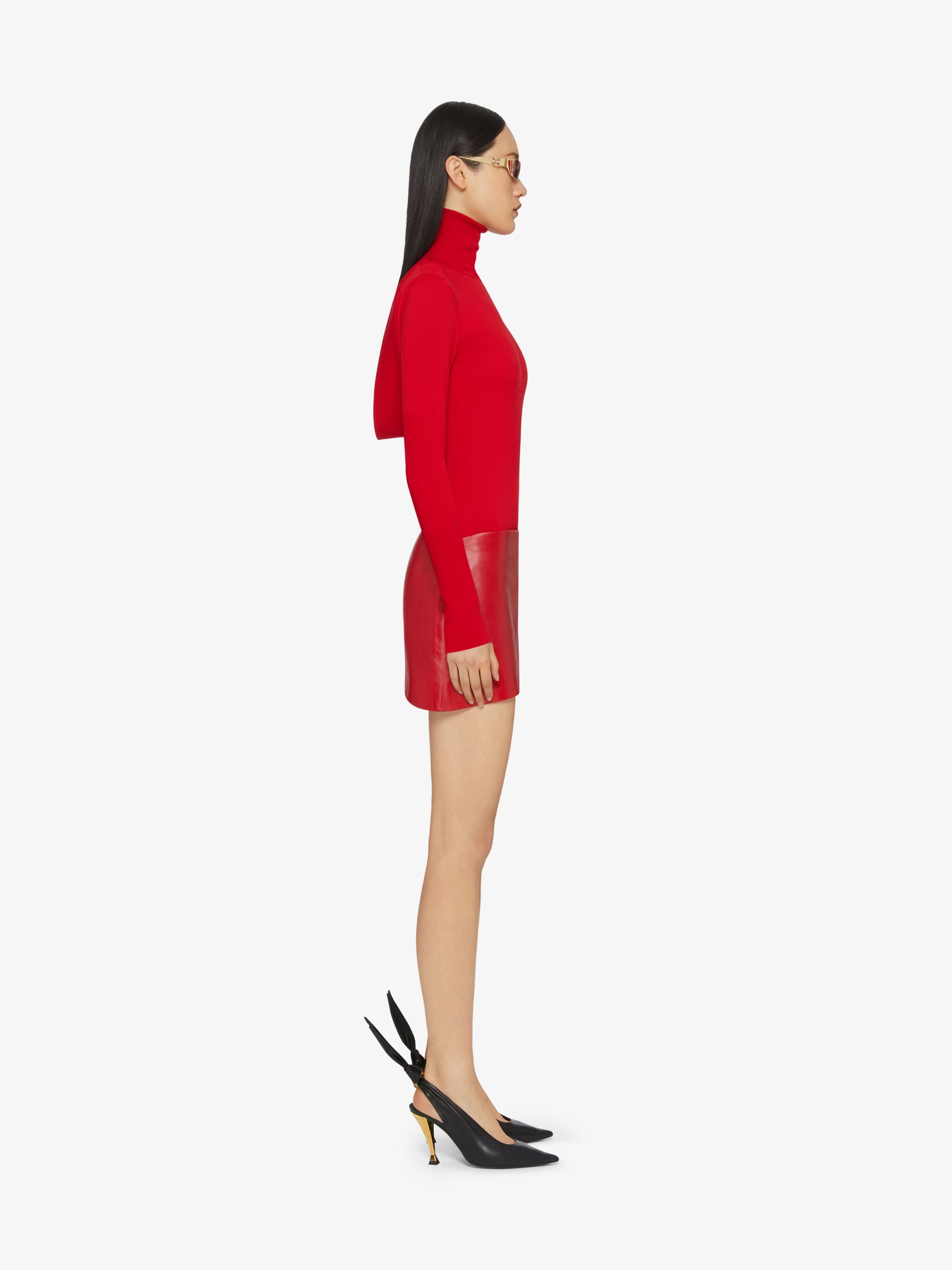 SLIM FIT SWEATER IN WOOL WITH DRAPED OPEN BACK - 3