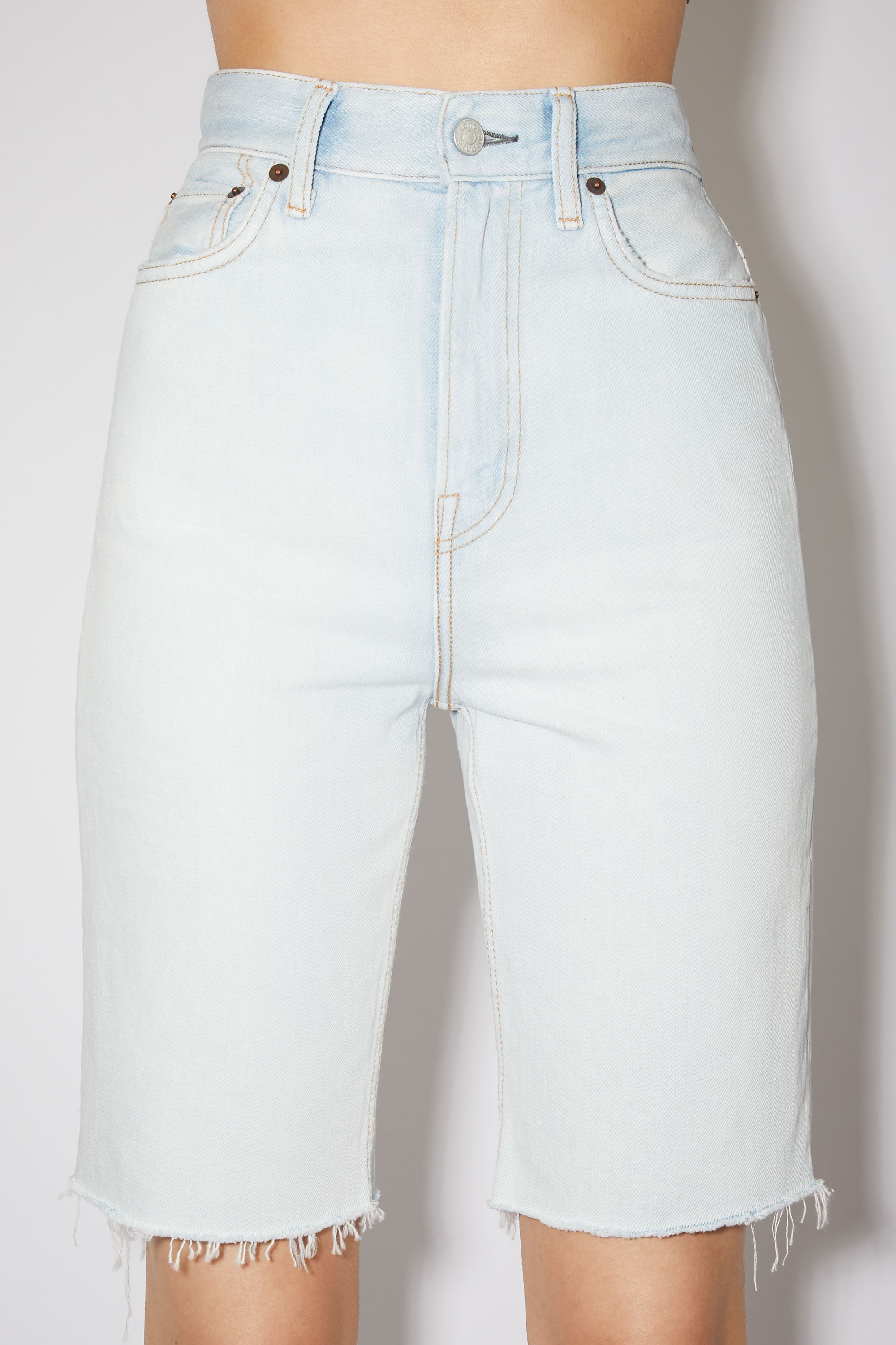 Denim shorts - Pale blue - 6