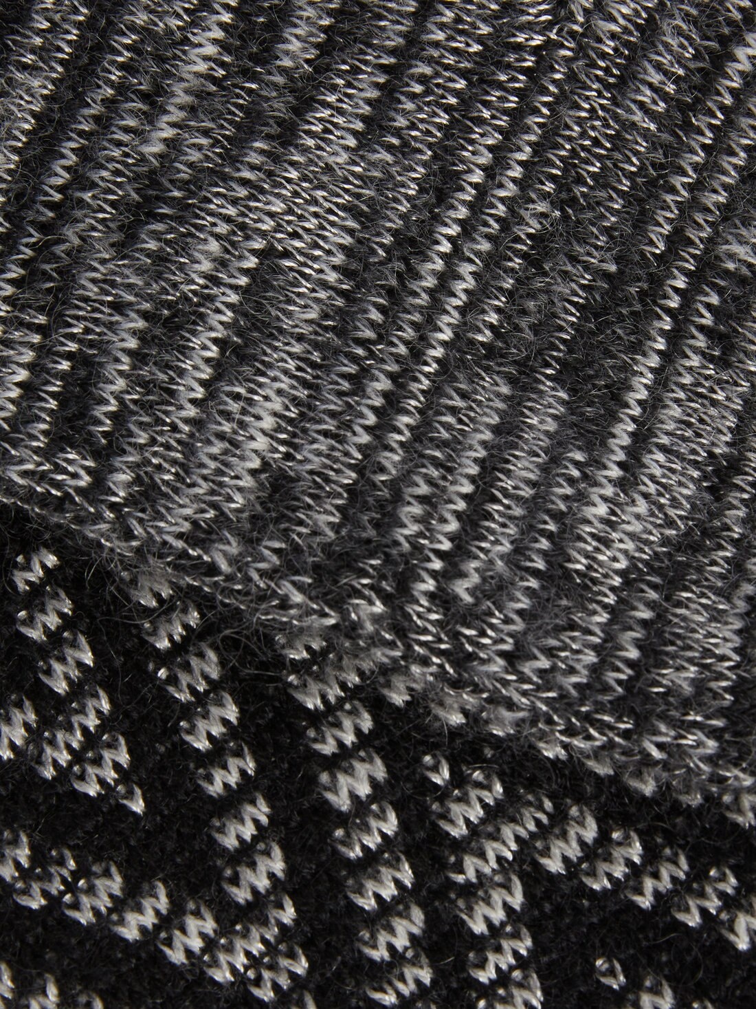 Multi-worked wool and mohair knit gloves - 3