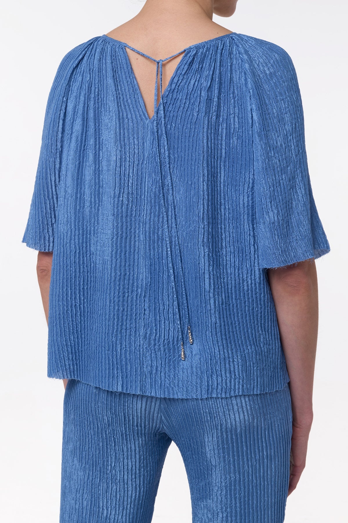 Nula Top in Sky Plisse Silk - 6
