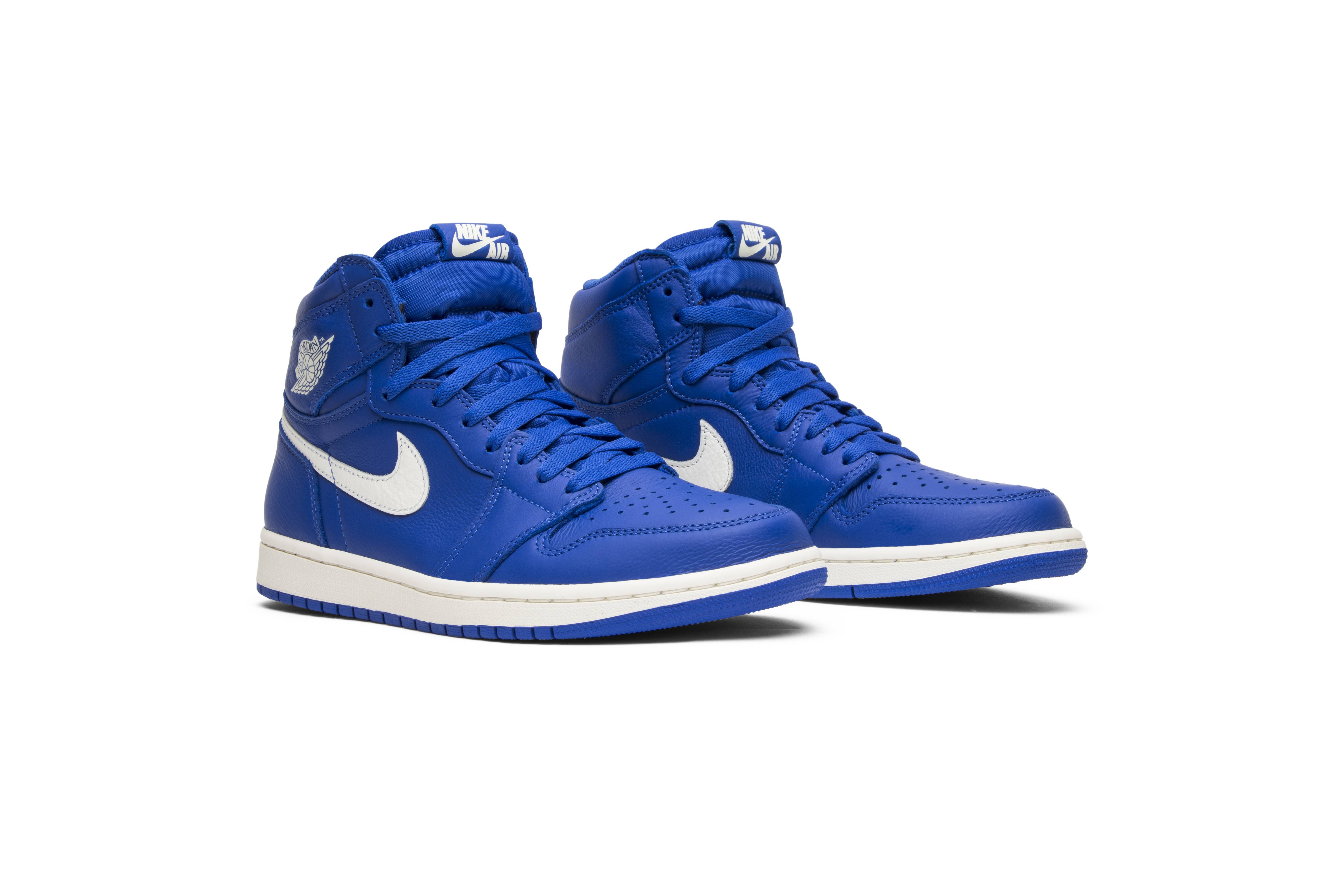 Air Jordan 1 Retro High OG 'Hyper Royal' - 8