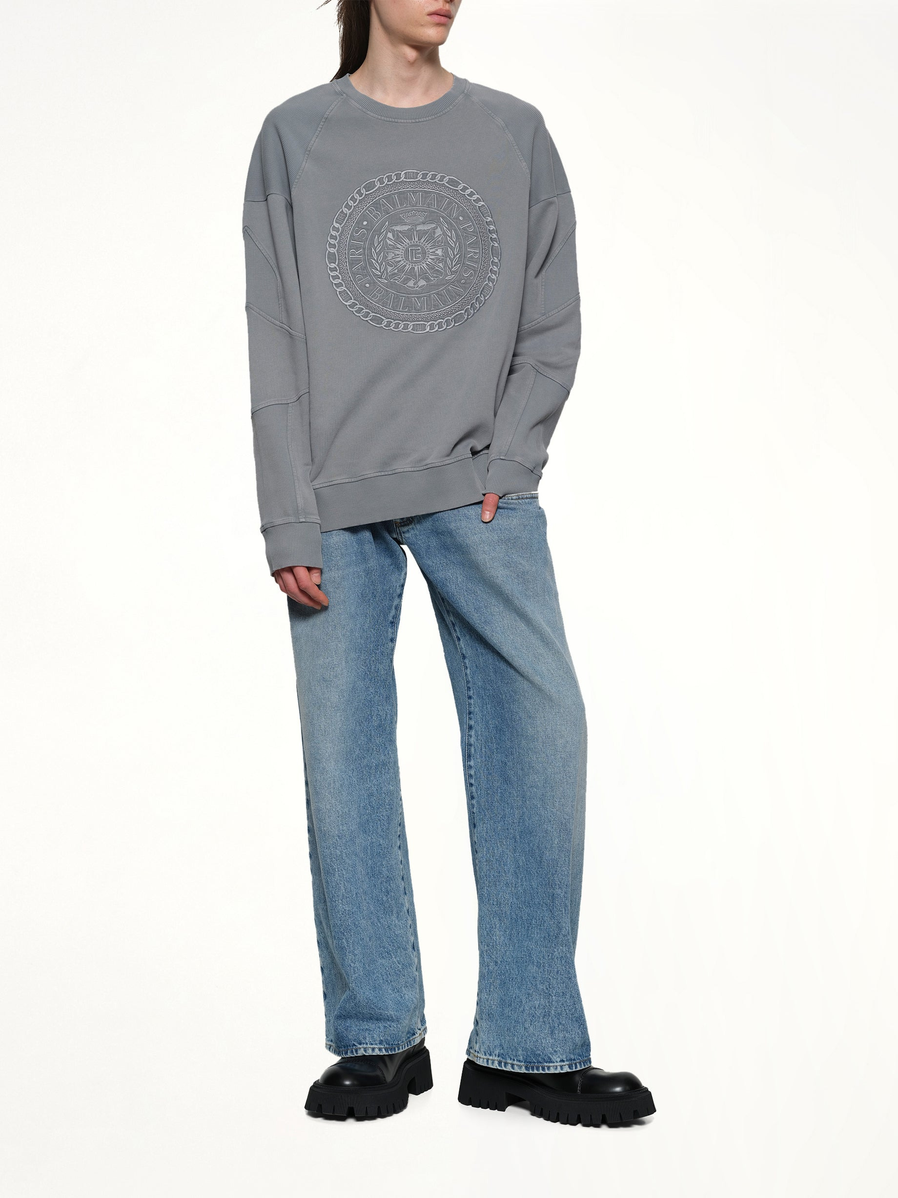 Balmain Medal Sweatshirt in Grey - 4