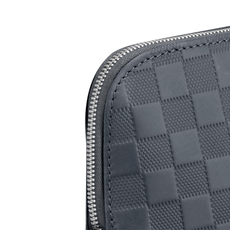 Louis Vuitton Avenue Soft Briefcase outlook