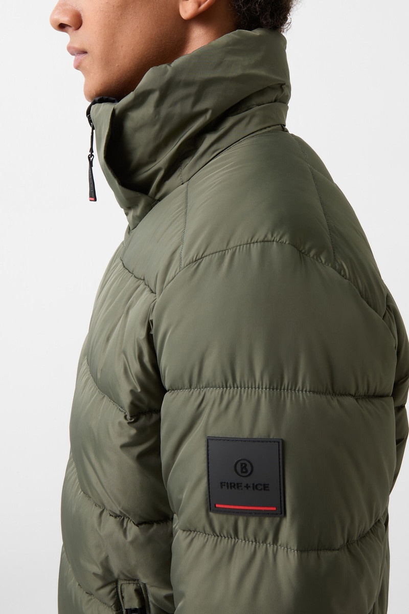 Luka Ski jacket in Olive green 6