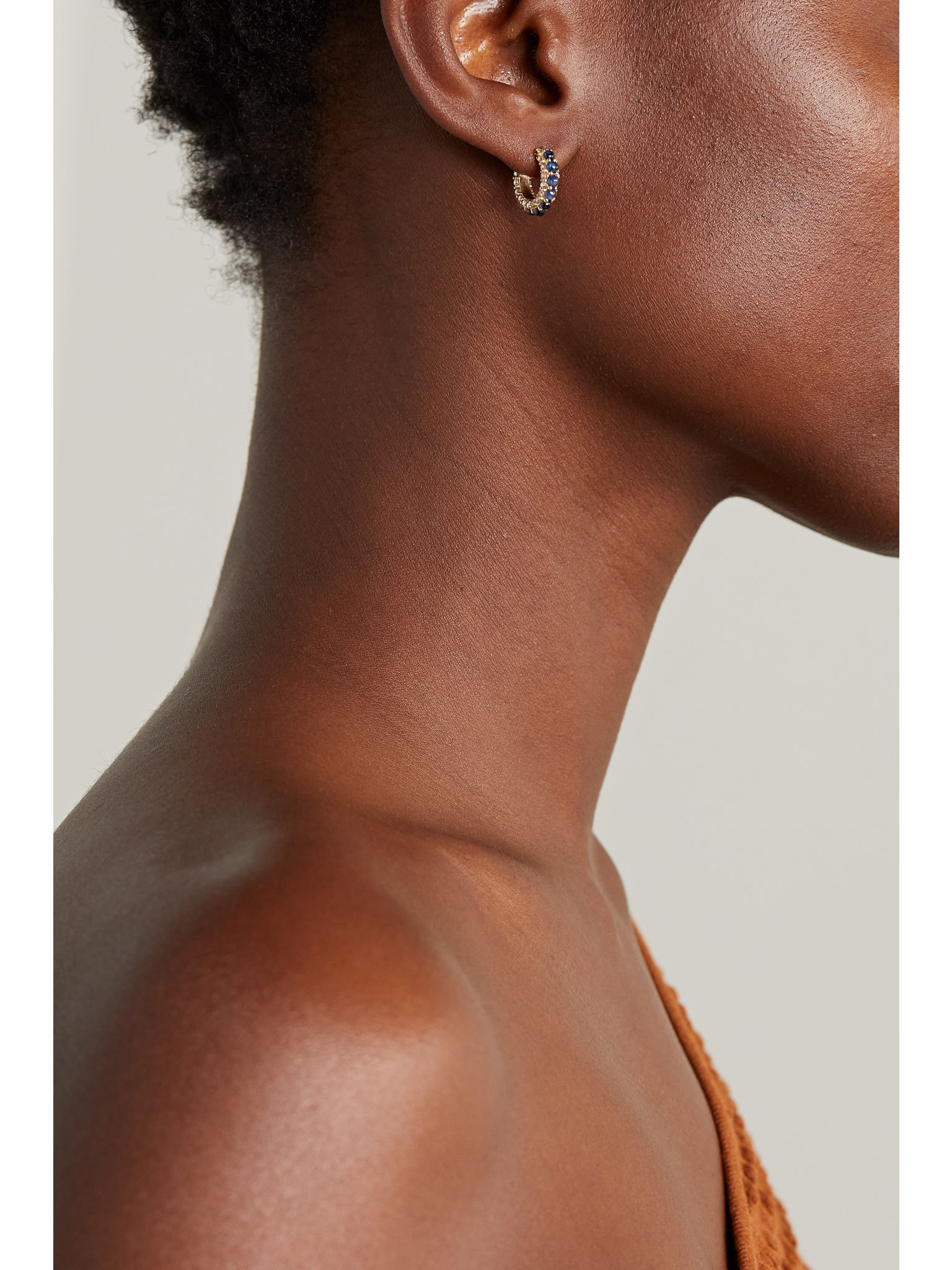 Streamflow 18-karat gold, sapphire and diamond hoop earrings Blue - 2