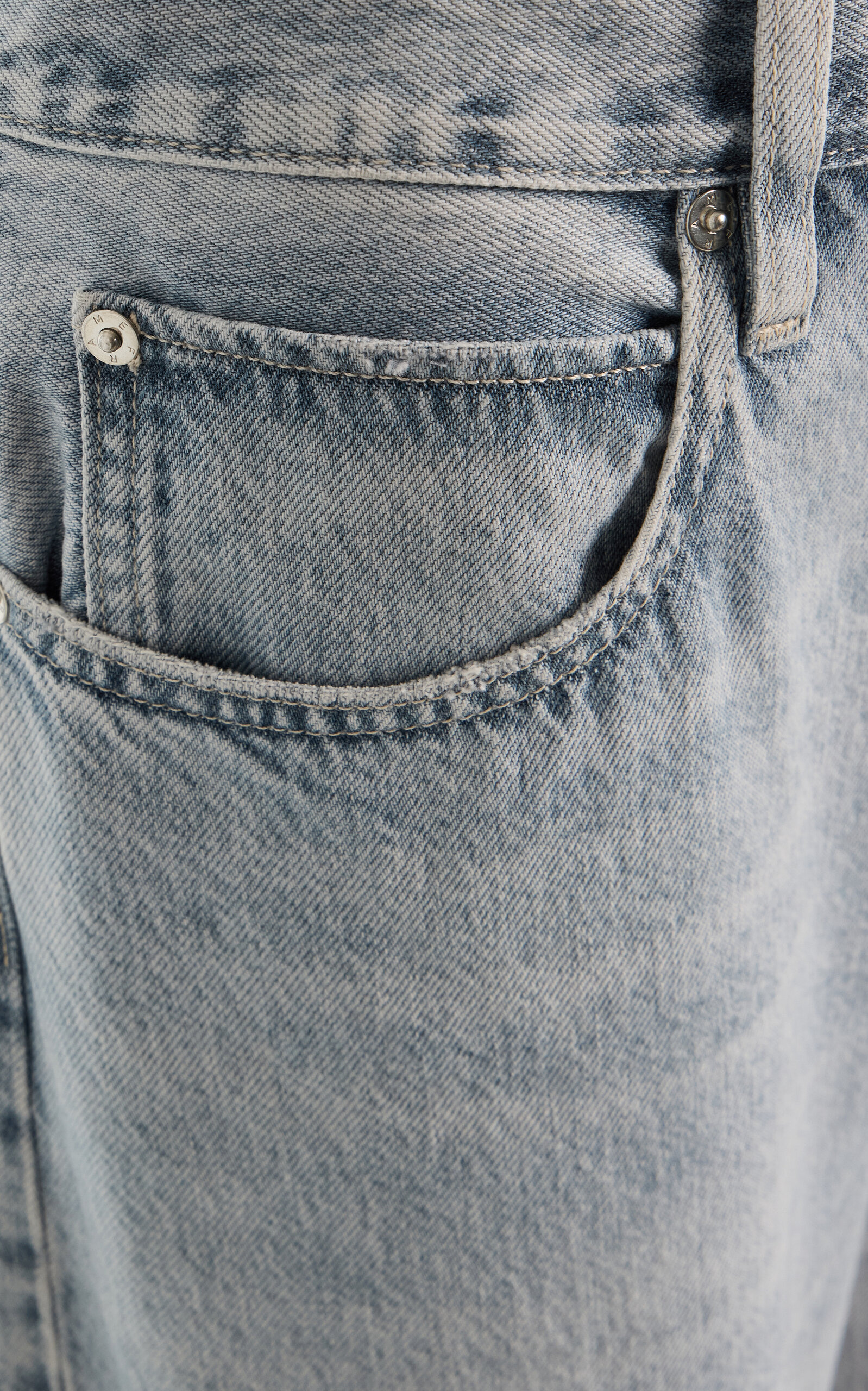 The Loose Low-Rise Boyfriend Jeans medium wash - 5