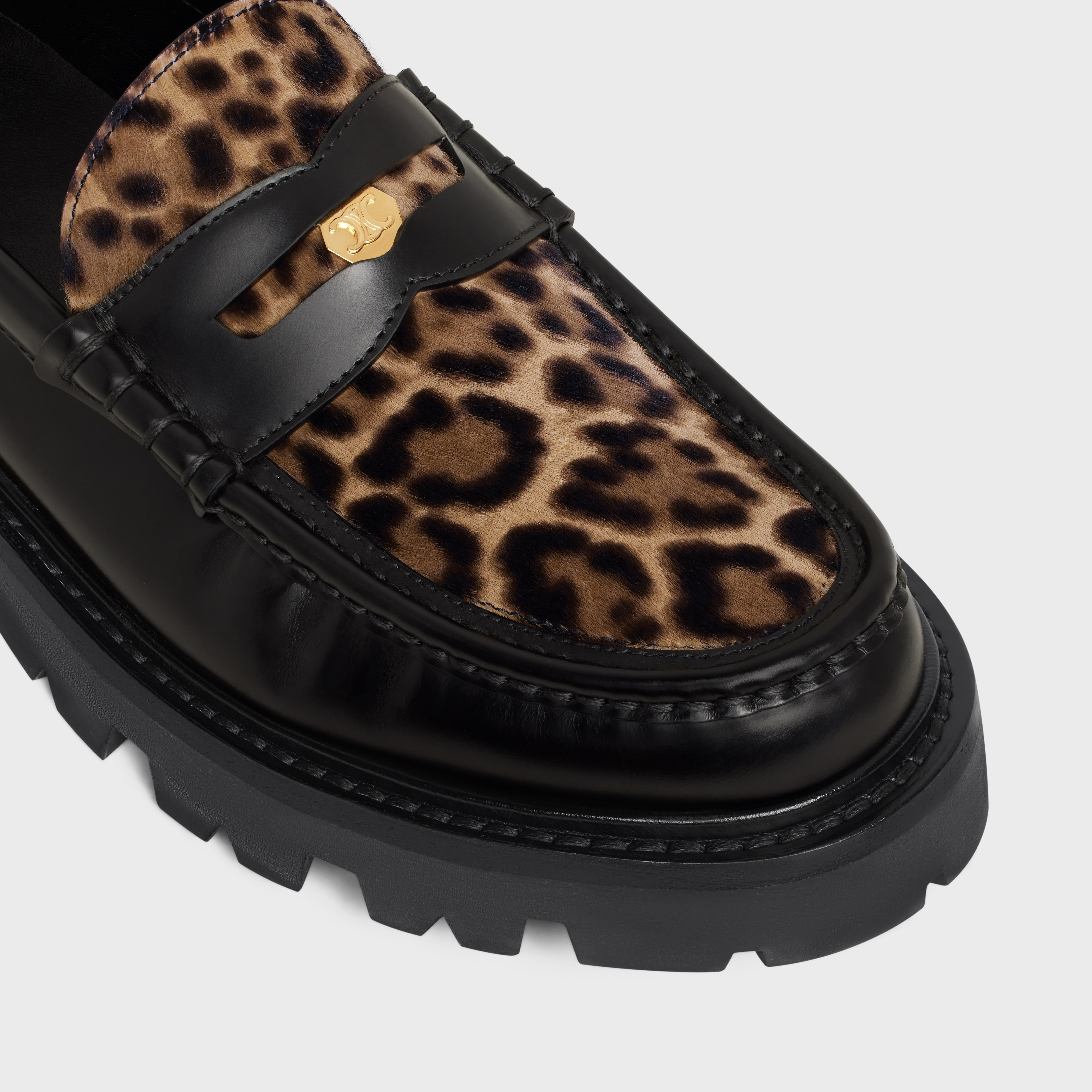 MARGARET LOAFER WITH TRIOMPHE SIGNATURE in POLISHED BULL & LEOPARD PRINTED HAIRY CALFSKIN - 4