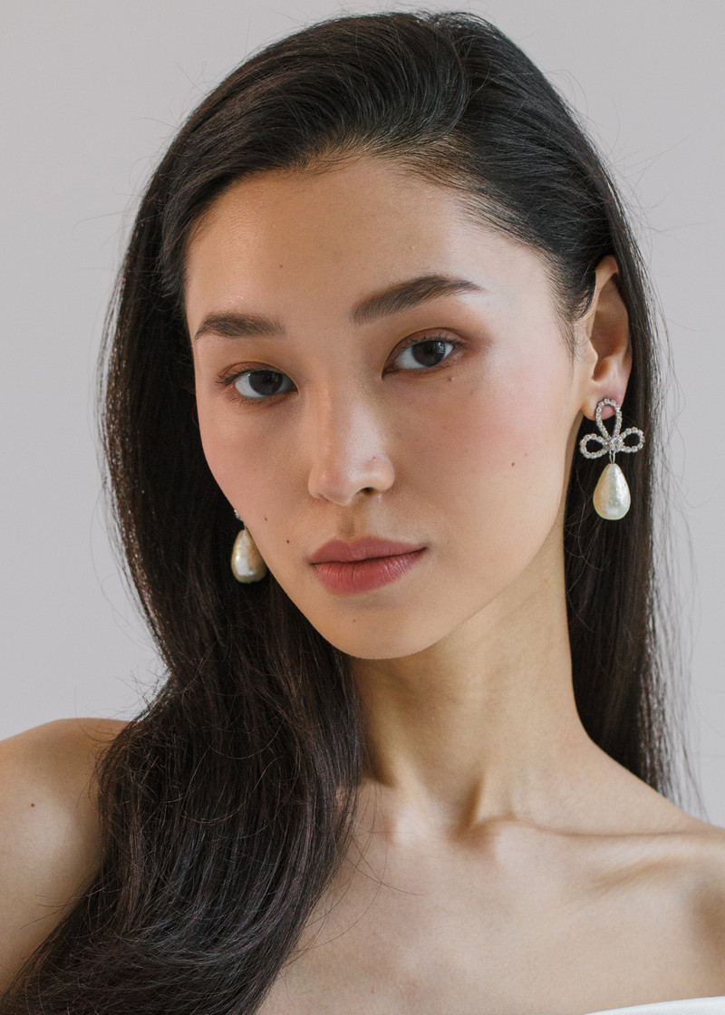 Jennifer Behr Devina Earrings outlook