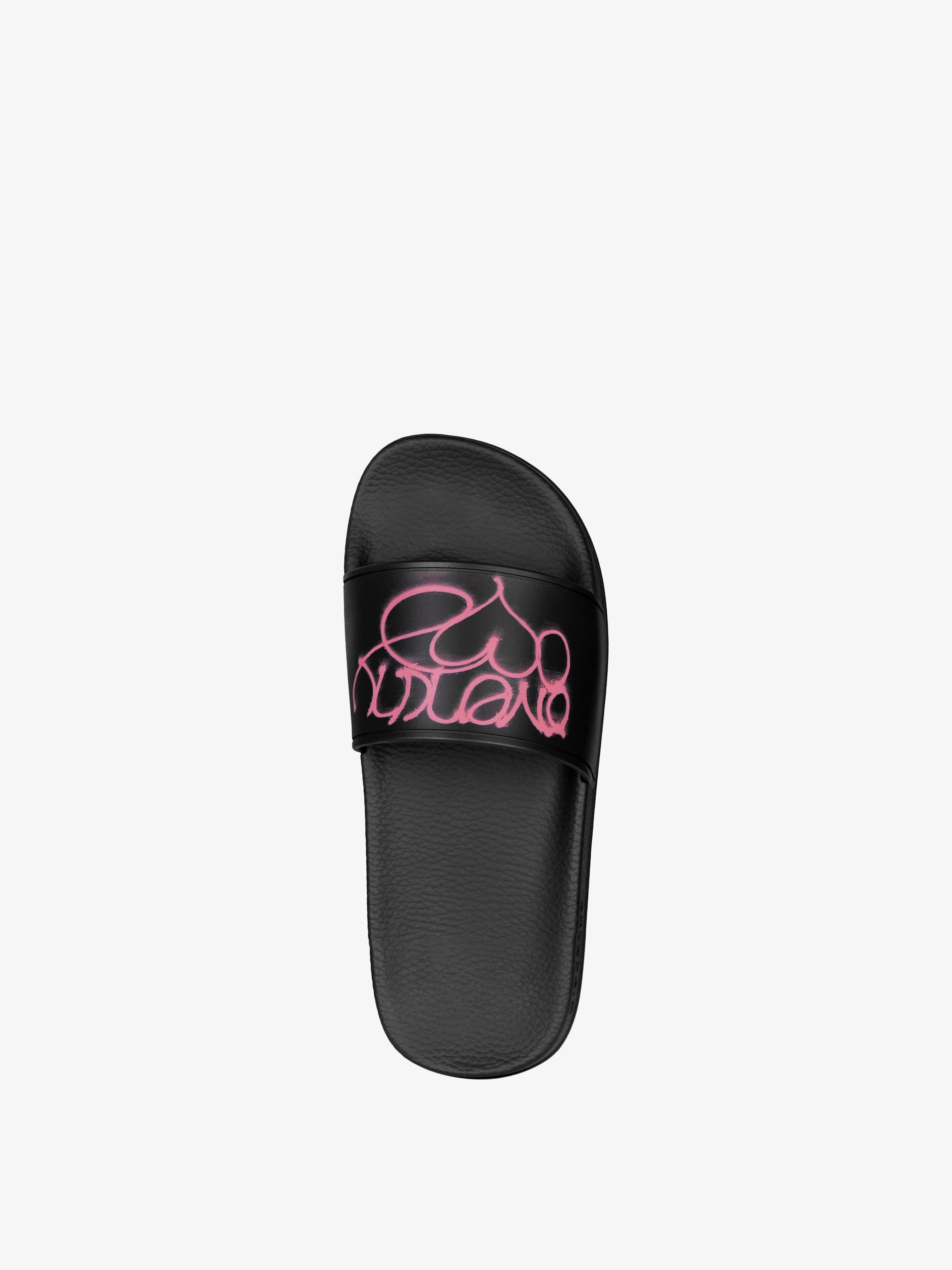 SLIDE SANDALS IN RUBBER WITH GIVENCHY LOVE PRINT - 4