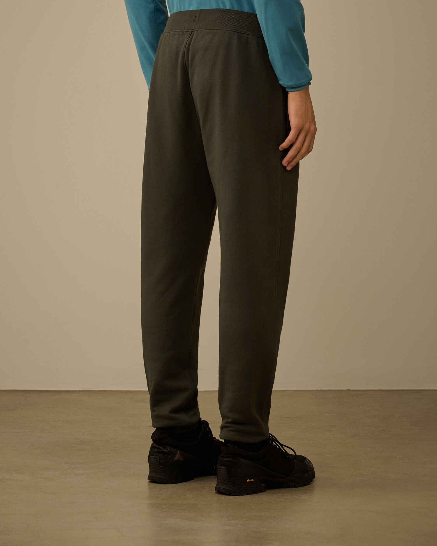 Diagonal Raised Fleece Lens Sweatpants - 4