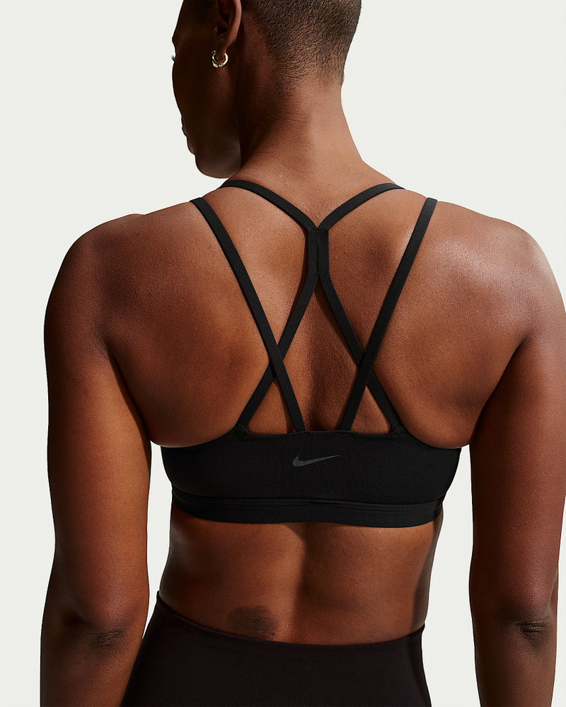 Nike Nike Zenvy Strappy Women's Light-Support Padded Sports Bra outlook