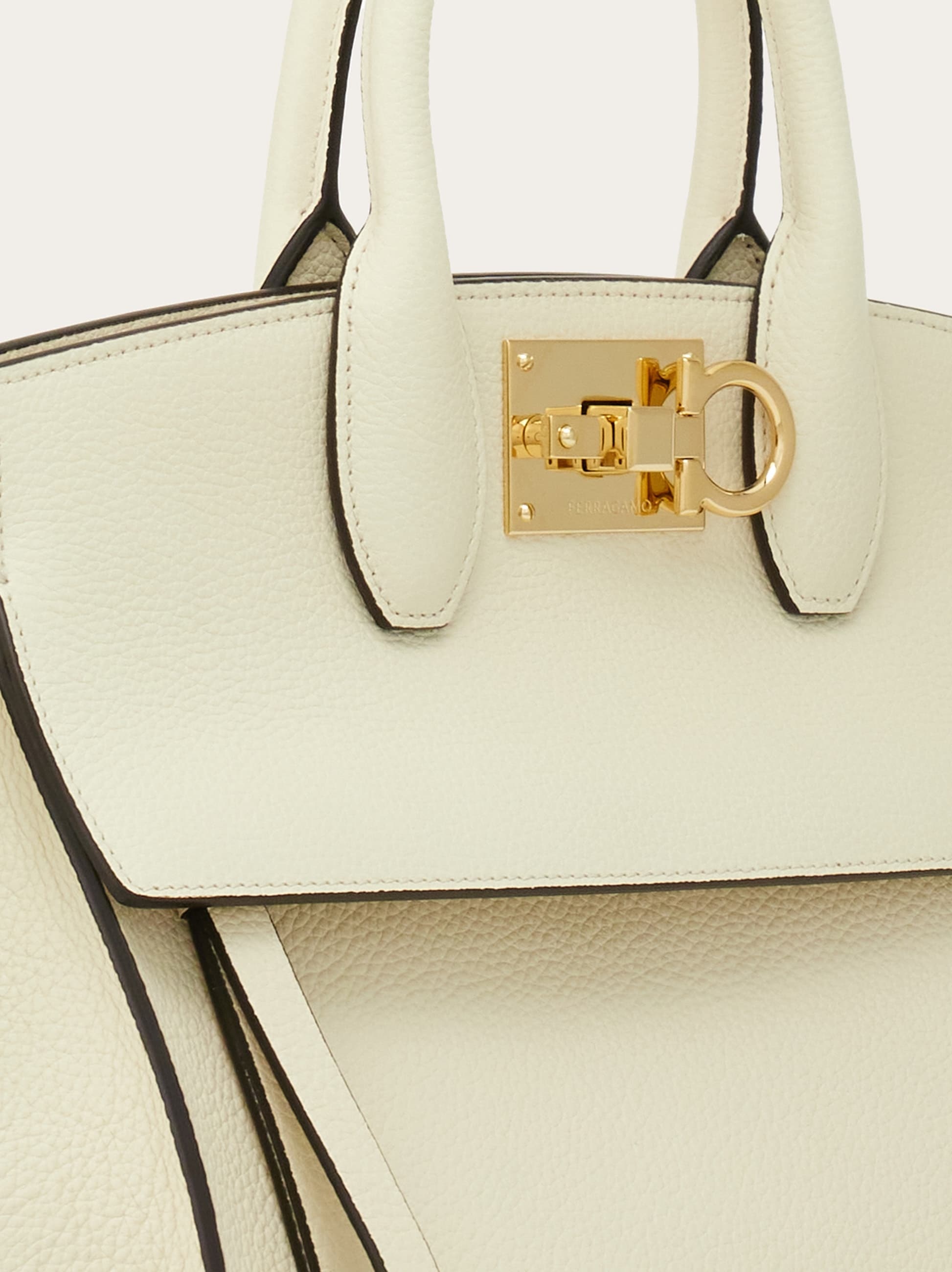 Ferragamo Studio Soft bag (S) - 7