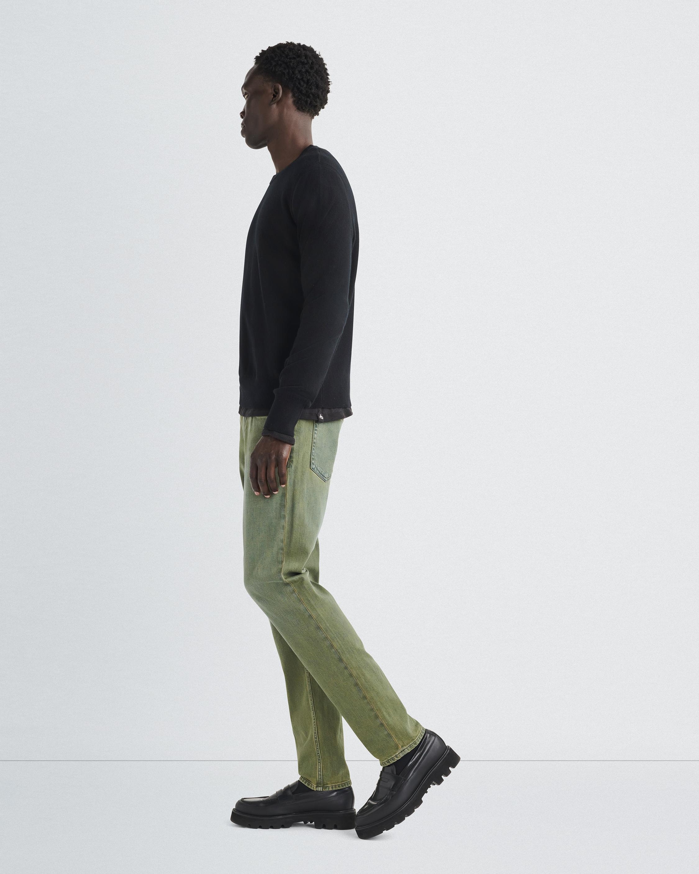 Fit 2 - Bowen
Slim Fit Authentic Stretch Jean - 4