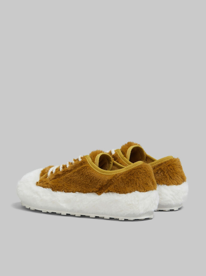 Marni BEIGE TEDDY TENNIS SNEAKER outlook
