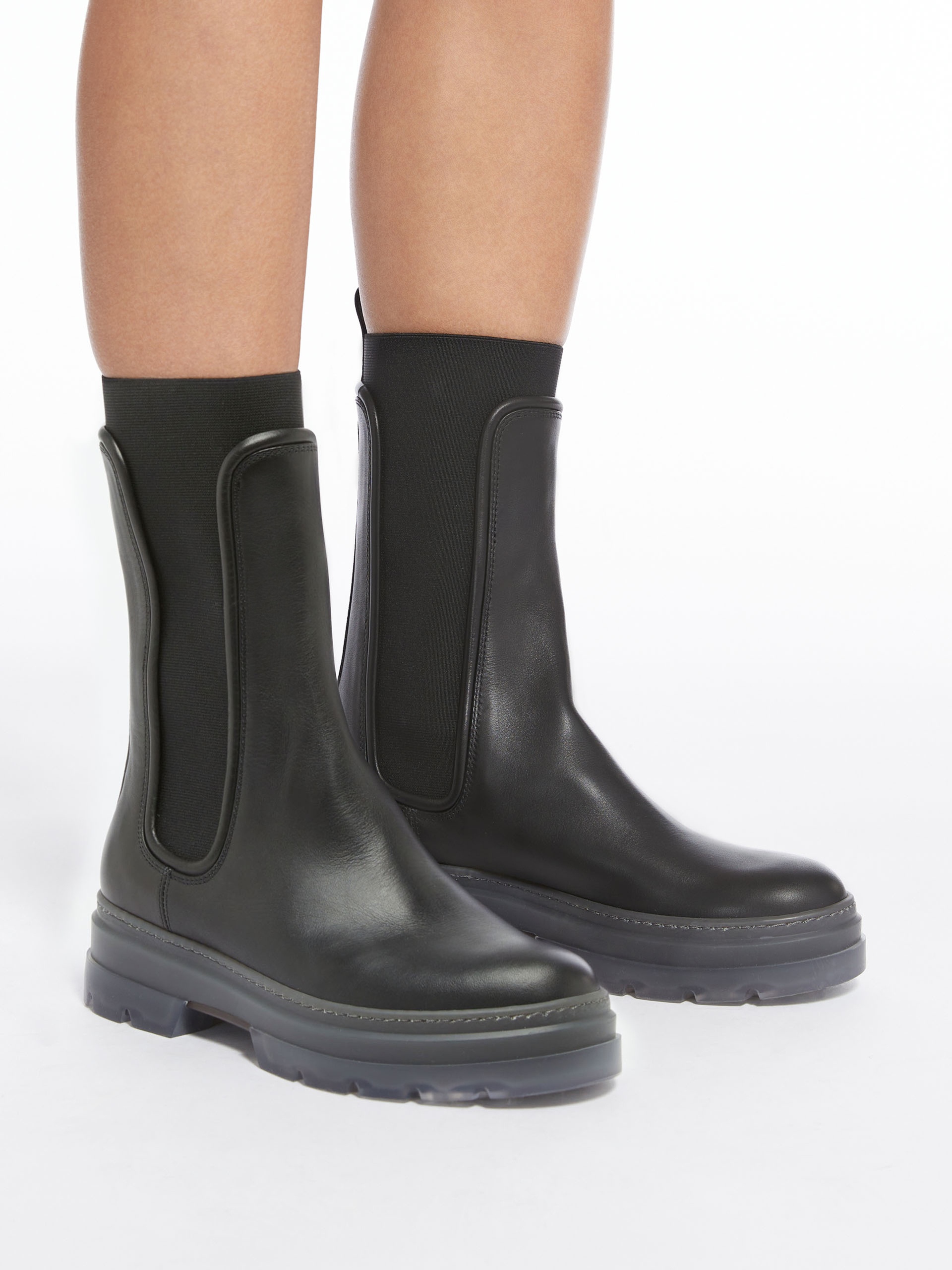ANDREA Leather ankle boots - 6