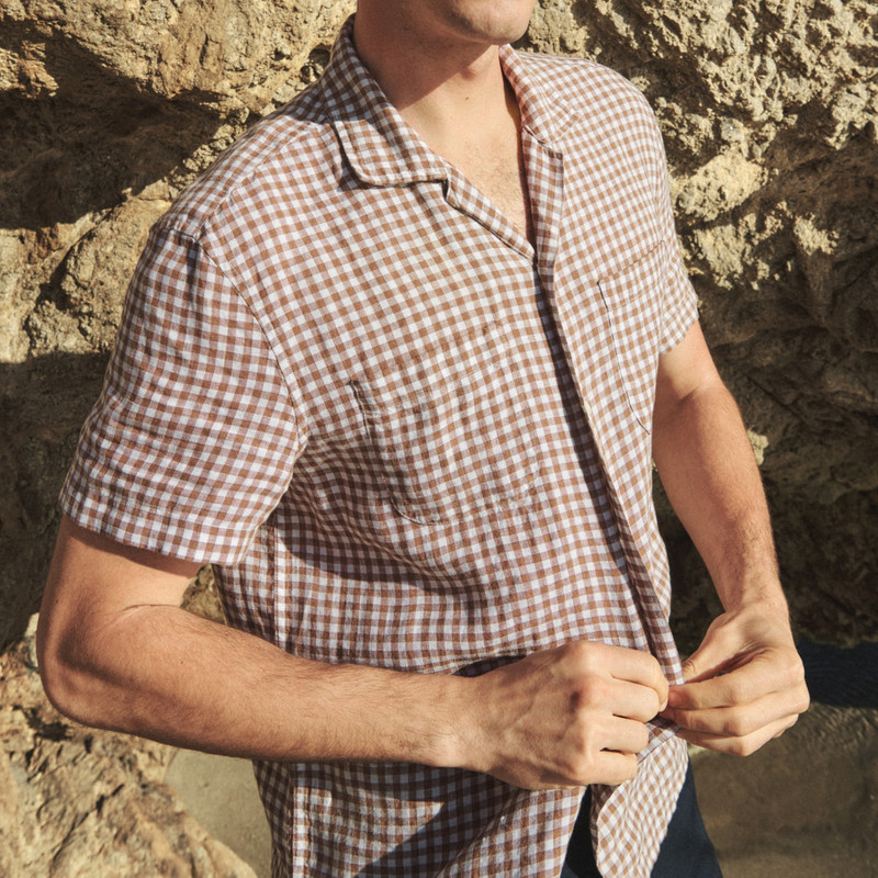 Short-sleeve linen camp-collar shirt in gingham 7